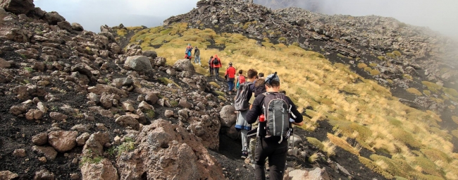 KALURA ETNA TREKKING