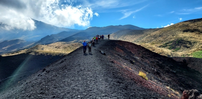 KALURA ETNA TREKKING