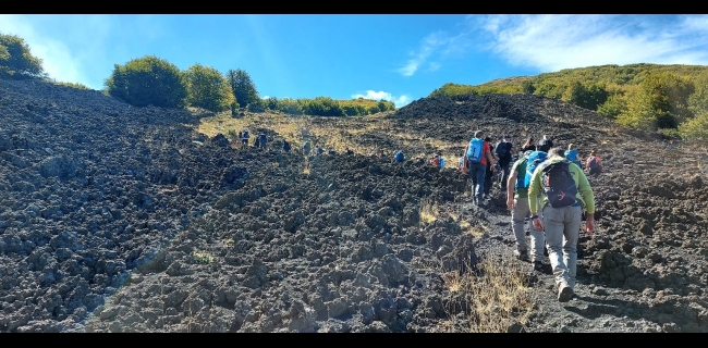 KALURA ETNA TREKKING